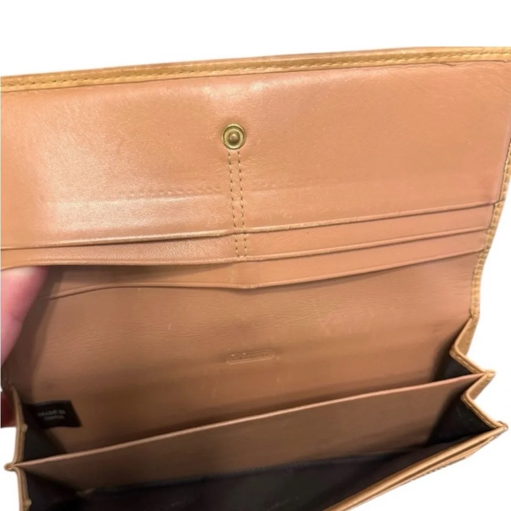 Vintage Coach Signature Wallet with Kiss Lock Coin Pocket - Picture 4 of 4